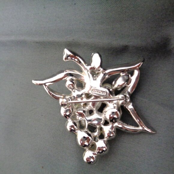 EISENBERG Ice Brooch Set Rhinestone & Faux Pearl - Picture 9 of 12